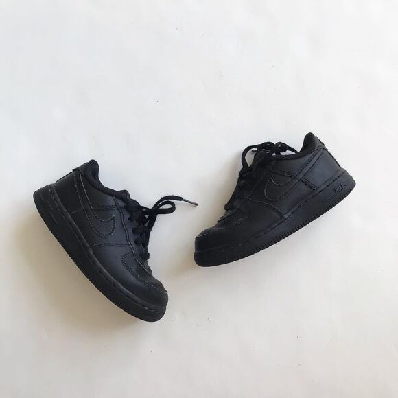 Nike black Air Force 1 EUC size 9 - Picture 1 of 8